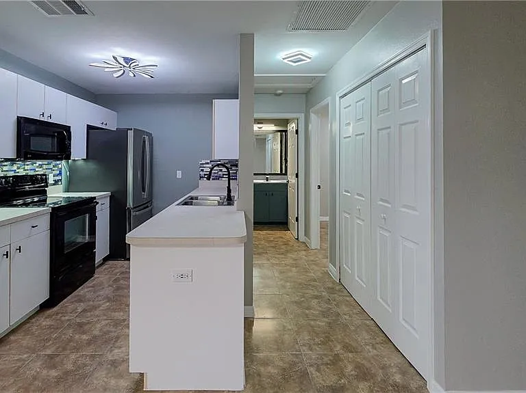 7319 Albany Rd — Photo 11