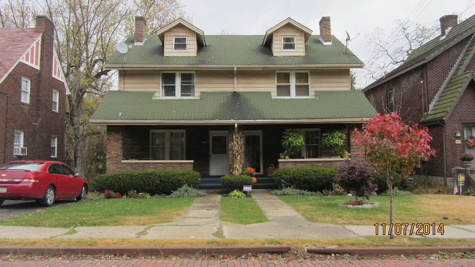 3648 Harbison Ave photo 1