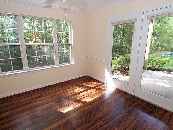 4th image of 4130 Monument Ct Unit 104