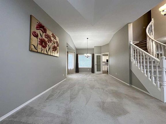5th image of 153 E Hawkdale Cir NW