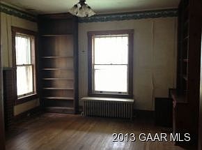 5th image of 28 W High St