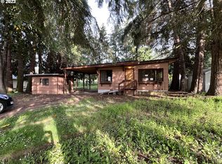 186 Barnes Rd, Winston, OR 97496