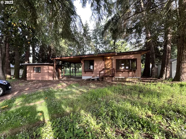 186 Barnes Rd, Winston, OR 97496