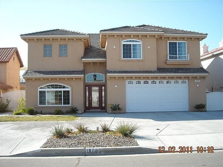 1st image of 18085 Lakeview Dr