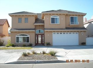 18085 Lakeview Dr, Victorville, CA 92395