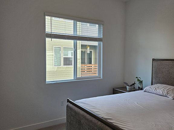 4th image of 614 Somi Ct