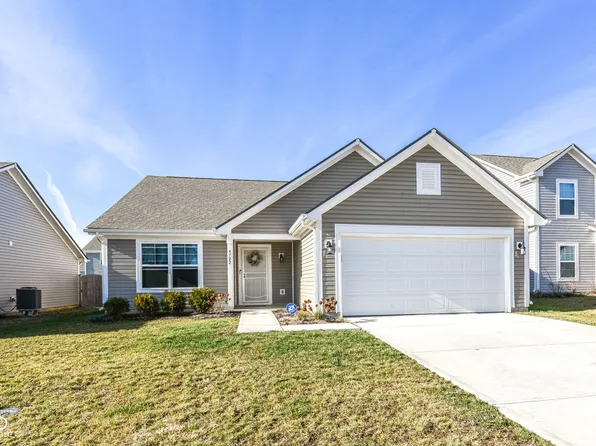 4702 Amber Wood Ln, Indianapolis, IN 46235