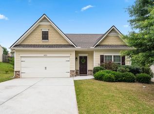 6031 Heisler St, Rex, GA 30273