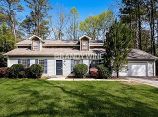 883 Timbervale Ln, Lithonia, GA 30058