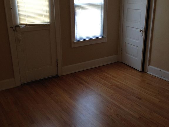 2nd image of 3323 N Bartlett Ave