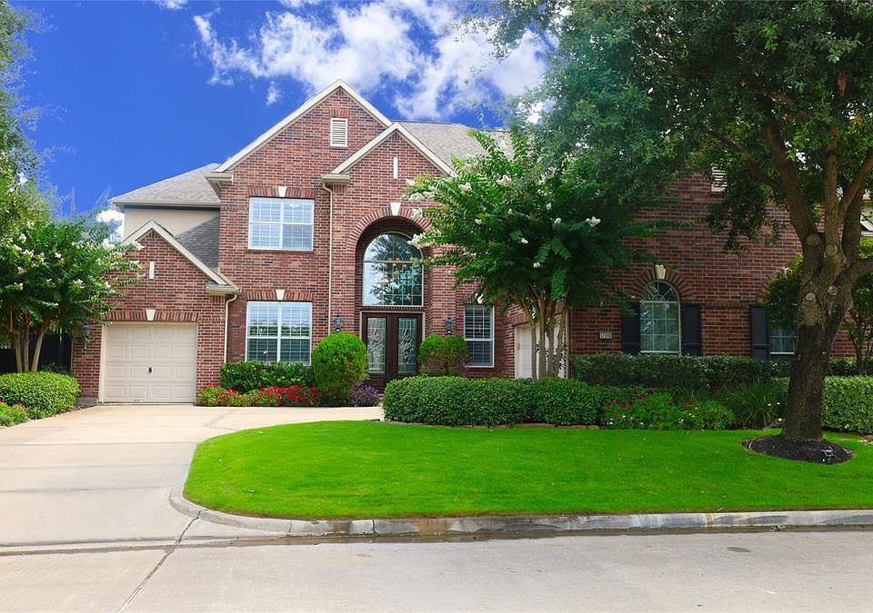1st image of 12010 Legend Manor Dr