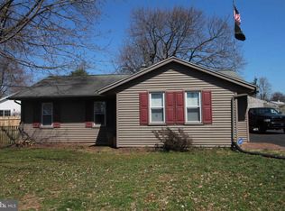 1933 Wabank Rd, Lancaster, PA 17603