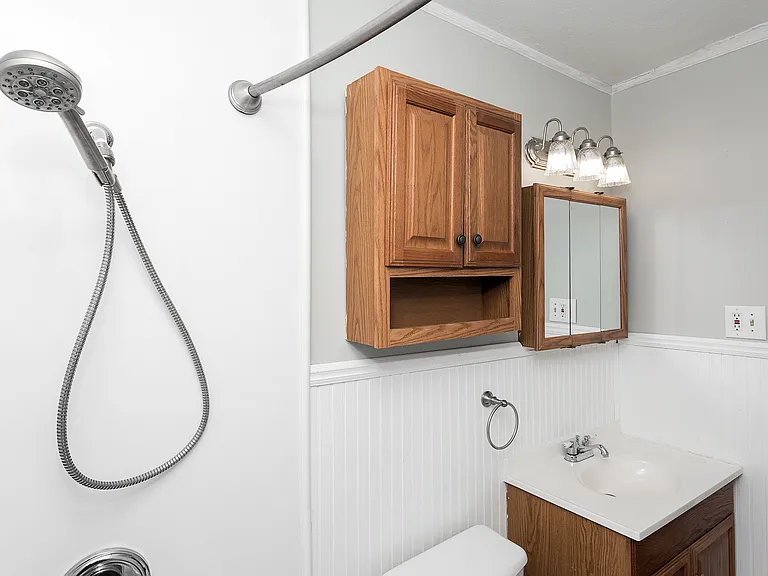 2318 Fisher St — Photo 16