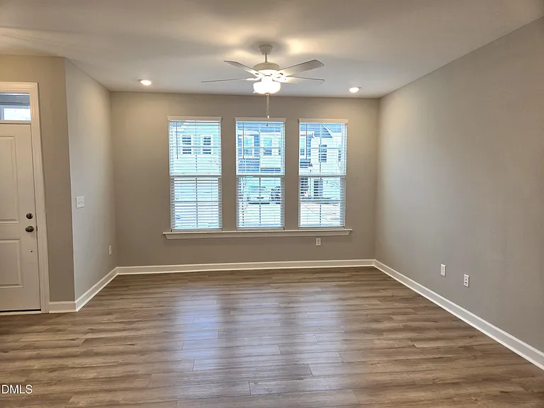 262 Pansy Park — Photo 4
