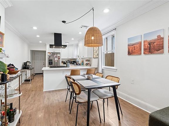 5th image of 2810 Oreilly St