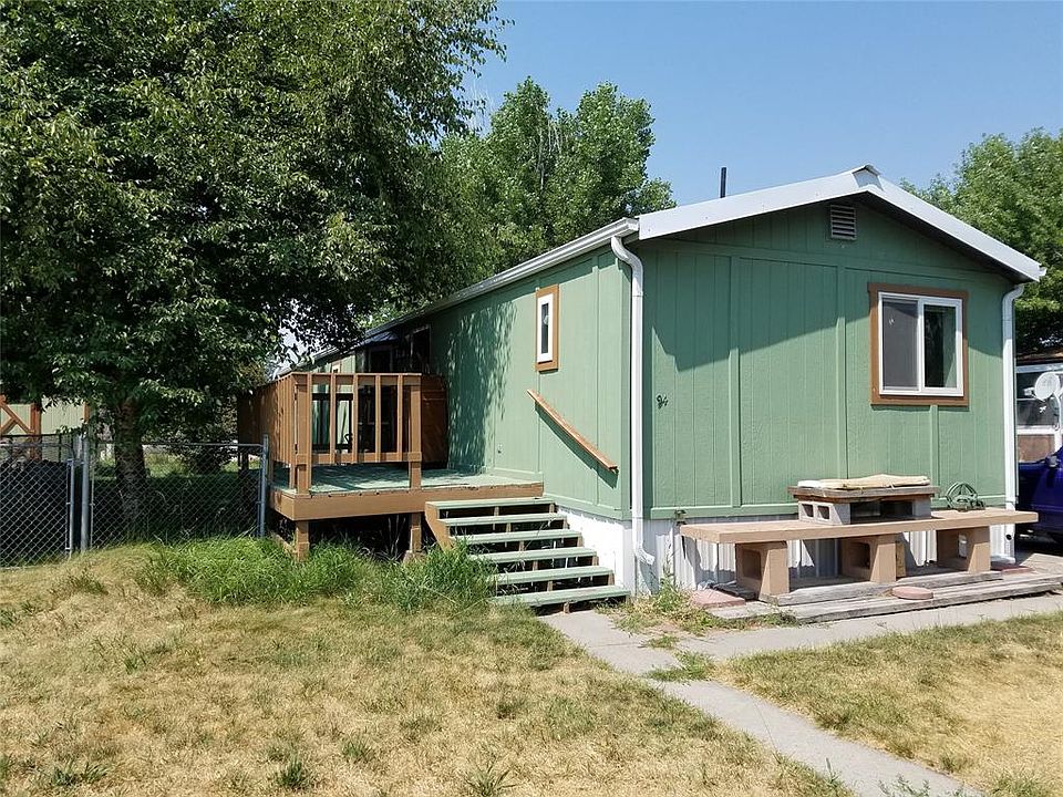 1st image of 94 Bedivere Blvd