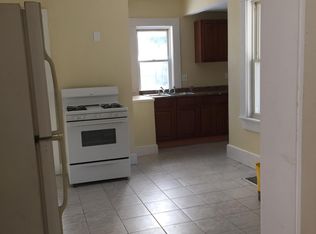 351 Oakland St, Springfield, MA 01108