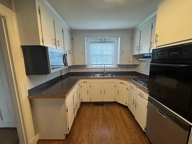 310 Yeardley Ave — Photo 36