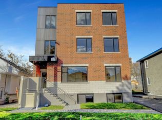 199 Columbus Ave #2, Ottawa, ON K1K 1P7