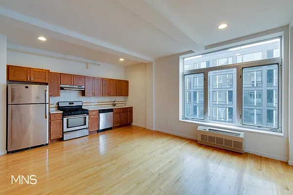 Rented by MNS Marketing | media 3