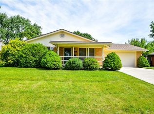 201 Silverstone Dr, Englewood, OH