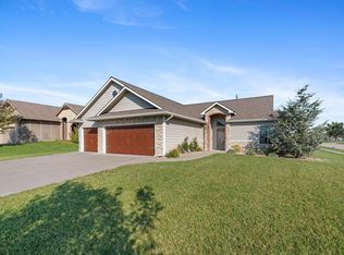 2767 N Woodridge Ct, Wichita, KS 67226