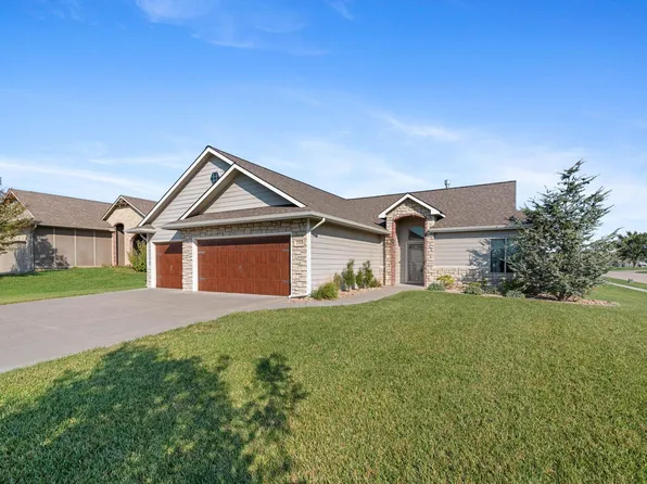 2767 N Woodridge Ct, Wichita, KS 67226