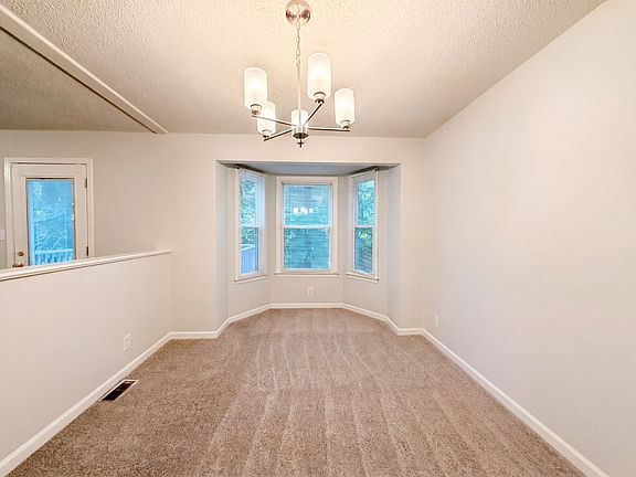 3rd image of 166 Kirby Dr