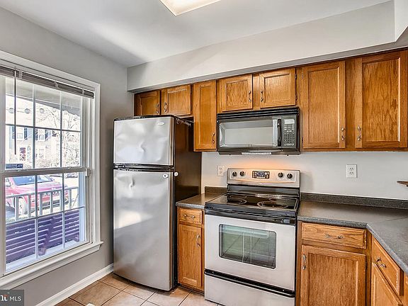 3rd image of 6509 Brick Hearth Ct