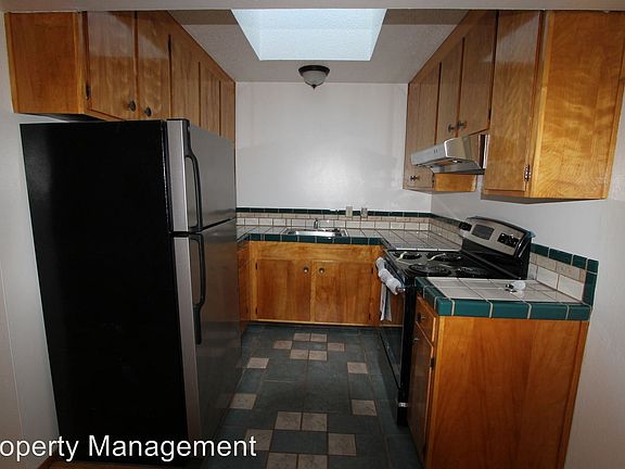 5th image of 474 27th Ave APT 6