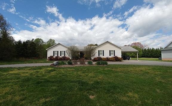 4th image of 9021 Russet Ln