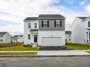 110 Old School House Rd, Sicklerville, NJ 08081