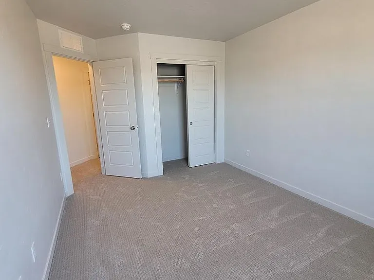 220 N Caracaras Way — Photo 23