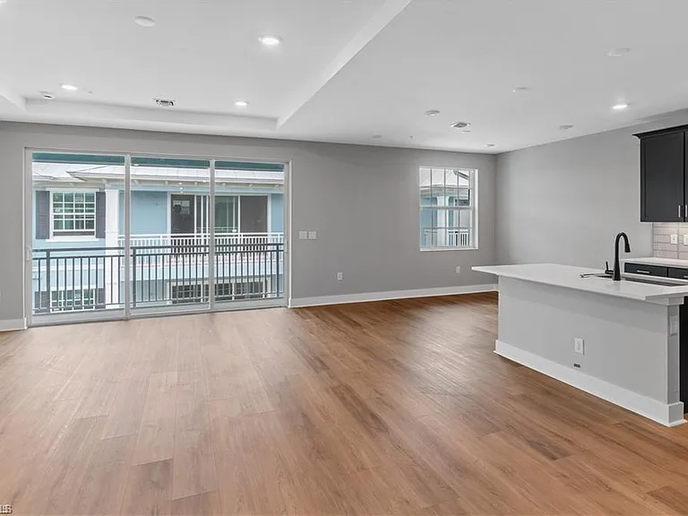 26331 Coco Cay Cir #203 — Photo 18