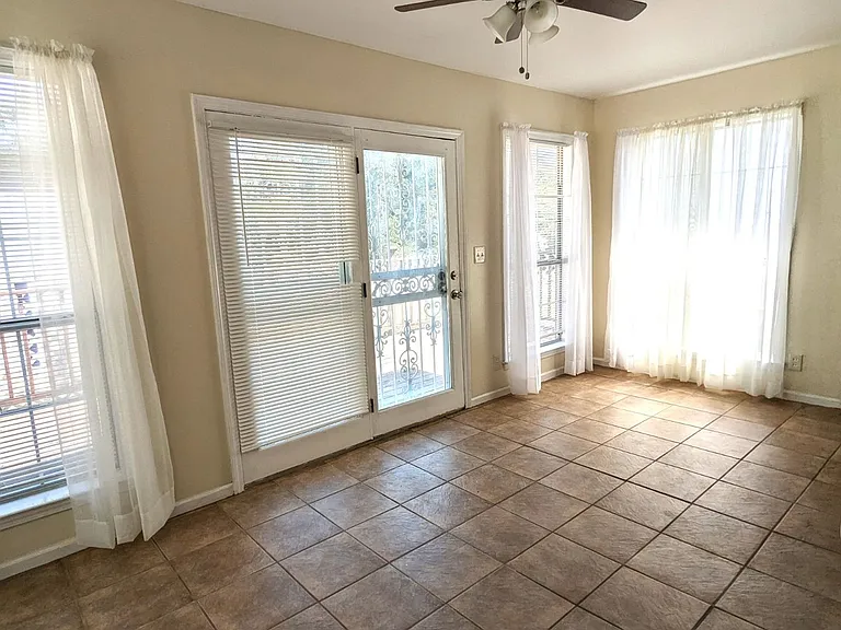 1280 Forrest Ellis Rd — Photo 13