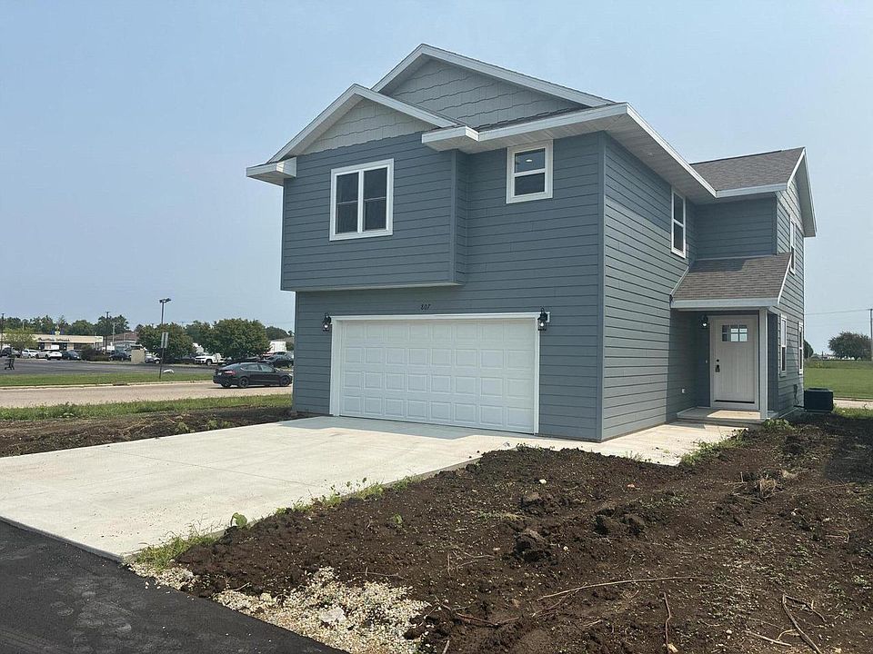 1st image of 807 Arthur DRIVE