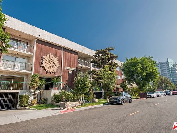 3rd image of 333 Burchett St Unit 307