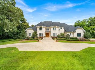 608 Fairfax Rd W, Mobile, AL 36608