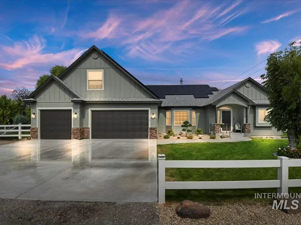 2439 S Happy Valley Rd, Nampa, ID 83686