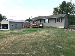 1176 S Canal Rd, Eaton Rapids, MI 48827