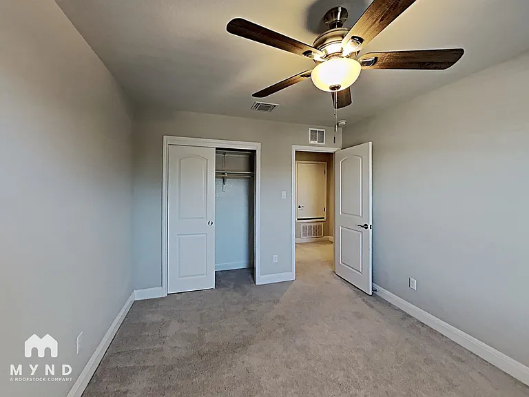 1051 Kenney Fort Xing #49 — Photo 16