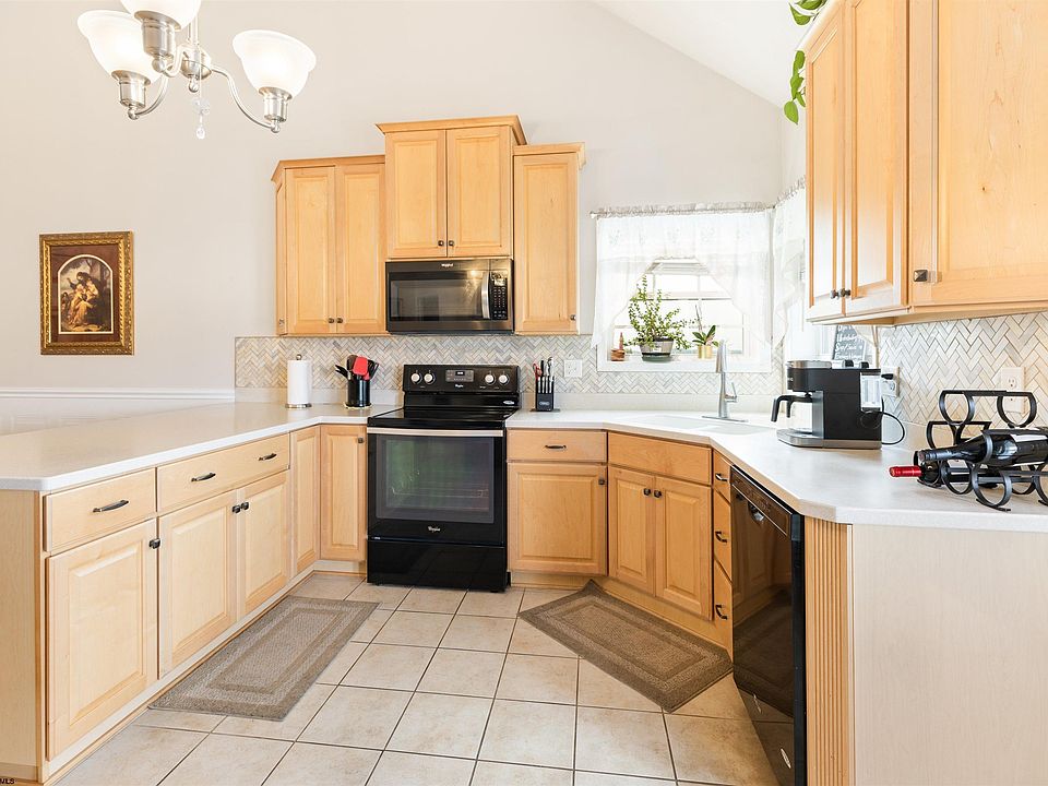 177 Berkshire Cir, Bridgeport, WV 26330 Zillow