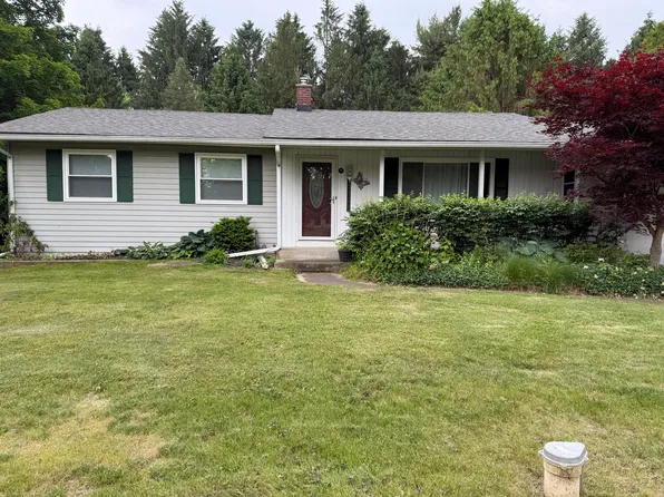 13322 Vergennes St SE, Lowell, MI 49331