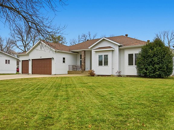 2nd image of 412 Daisy Ln