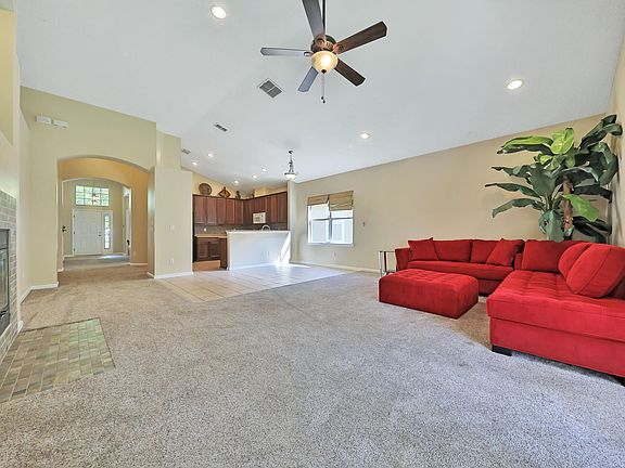 5th image of 14643 Falling Waters Dr