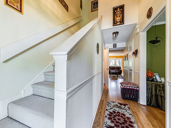 5th image of 3714 Stonewall Cir SE