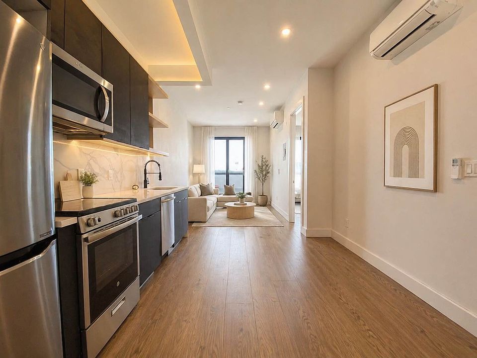 1st image of 195 Troutman St Penthouse 4