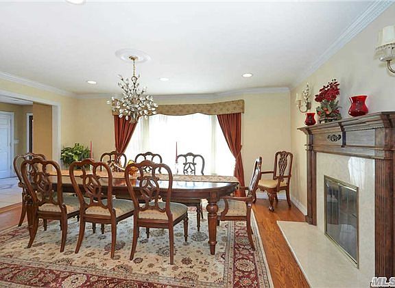 4th image of 169 Seaman Ave