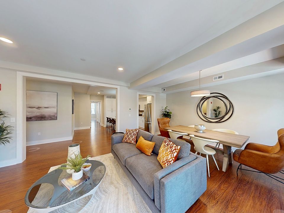 1st image of 386-388 Harvard St #1