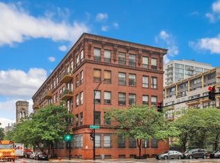 120 E Cullerton St APT 202, Chicago, IL 60616